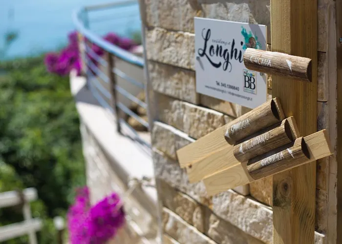 Bed & Breakfast Residenze Longhi 4*