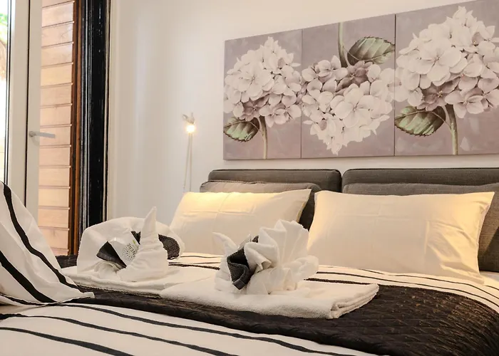 Residenze Longhi 4* Васто